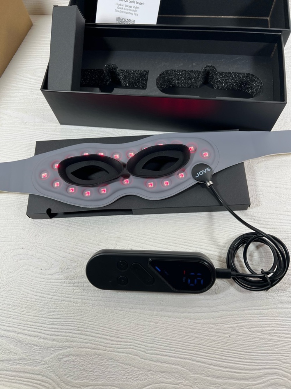 JOVS RLT LED Eye Skincare Mask - Picture 5 of 13